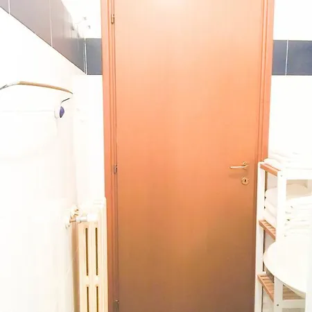 因乔伊公寓 公寓 费拉拉